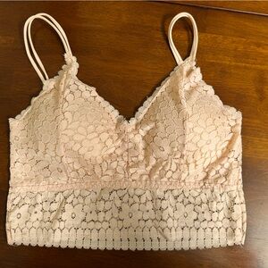 NWOT Cream Lace Bandeau with Floral Patterns